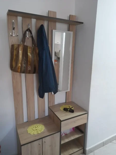 Tirane, jepet me qera apartament 1+1+Ballkon Kati 2, 66 m² 400 € (Rruga:Sotir Caci,Fresku)