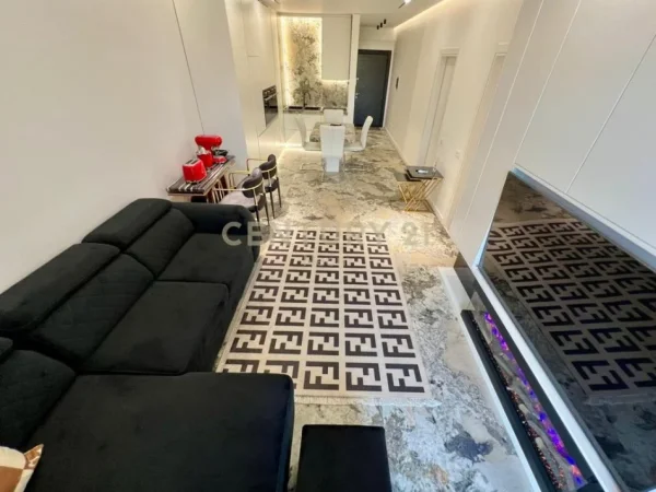 Tirane, jepet me qera apartament 1+1 Kati 3, 77 m² 1.200 € (Parku Liqenit Artificial)