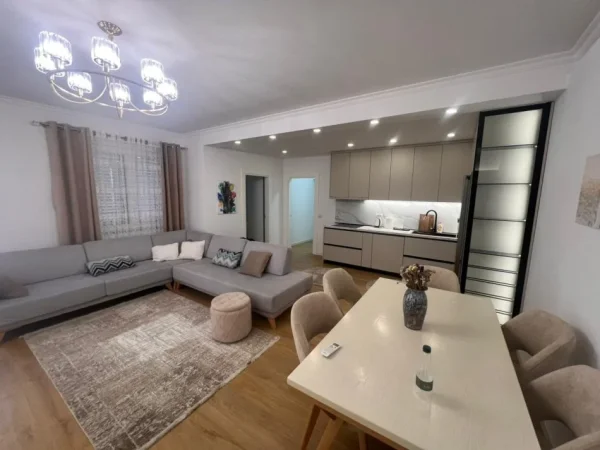 Tirane, jepet me qera apartament 2+1 , 92 m² 147.000 € 