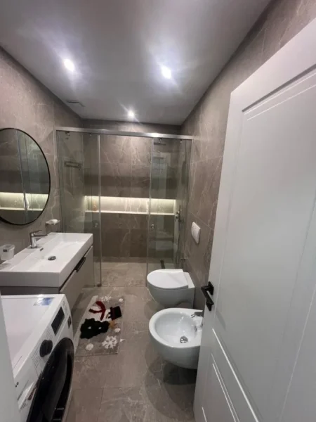 Tirane, jepet me qera apartament 2+1 , 92 m² 147.000 € 