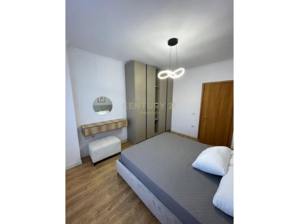 Tirane, shes apartament 1+1 Kati 8, 63 m² 109.000 € (Astir)