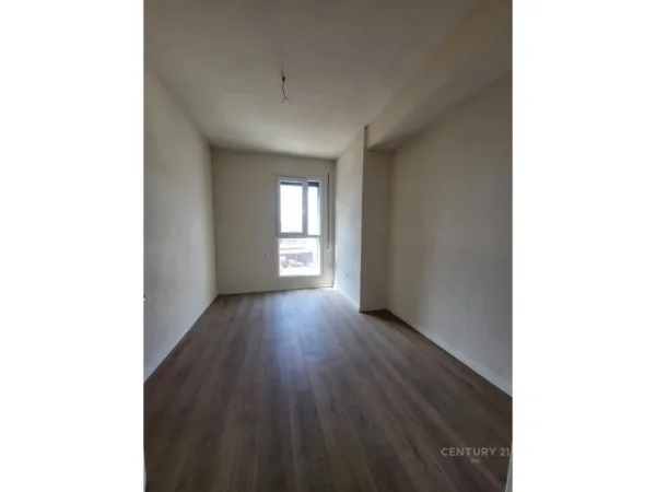 Tirane, jepet me qera ambjent biznesi Kati 1, 70 m² 550 € (Don Bosko)