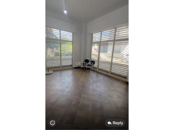 Tirane, jepet me qera ambjent biznesi Kati 0, 150 m² 1.000 € (Brraka)
