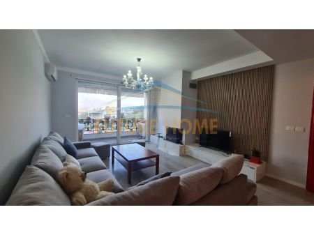 Tirane, shitet apartament 3+1 Kati 3, 149 m² 330.000 € 