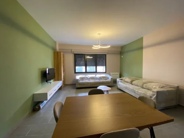 Tirane, jepet me qera apartament 2+1+Ballkon Kati 2, 97 m² 70.000 € (Rruga e Zallit)