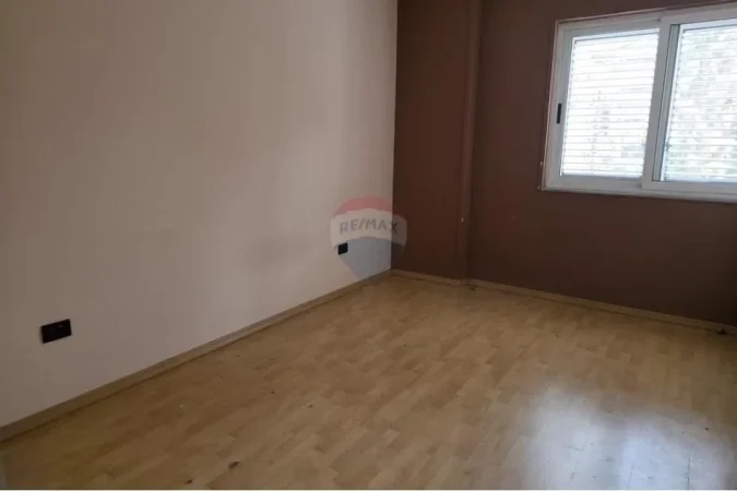 Tirane, shitet apartament 3+1 Kati 3, 115 m² 299.000 € (Lion Park - Rruga e Elbasanit (ID: 530221059-286)