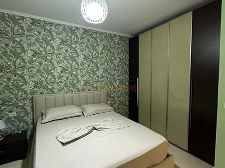 Tirane, shitet apartament 2+1 Kati 5, 97 m² 330.000 € 