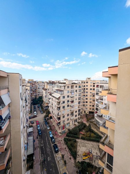 Tirane, shitet apartament Kati 3, 90 m² 122.000 € (Astir)