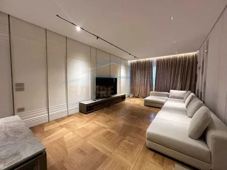 Tirane, shitet apartament 2+1 , 211 m² 1.290.000 € 