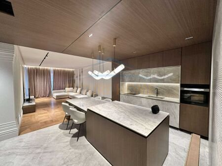 Tirane, shitet apartament 2+1 , 211 m² 1.290.000 € 