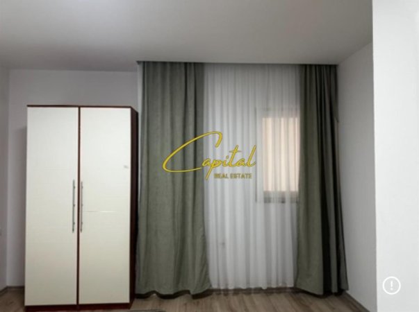 Tirane, jepet me qera apartament 3+1 Kati 2, 120 m² 700 € (SELITE)