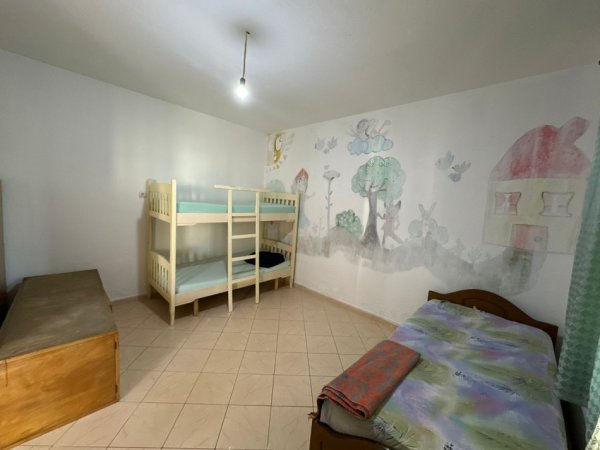 Tirane, jepet me qera apartament 2+1 Kati 2, 460 € 