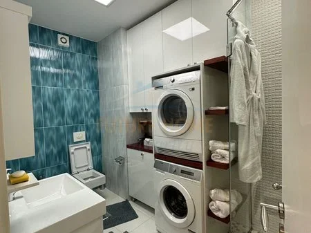 Tirane, shitet apartament 2+1 Kati 19, 79 m² 455.000 € 