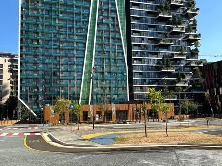 Tirane, shitet apartament 2+1 Kati 19, 79 m² 455.000 € 