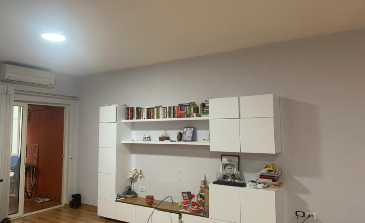 Tirane, jepet me qera apartament 2+1+Ballkon Kati 3, 115 m² 550 € (YZBERISHT)