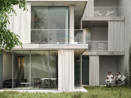 Tirane, shitet apartament 3+1 Kati 2, 196 m² 353.232 € 