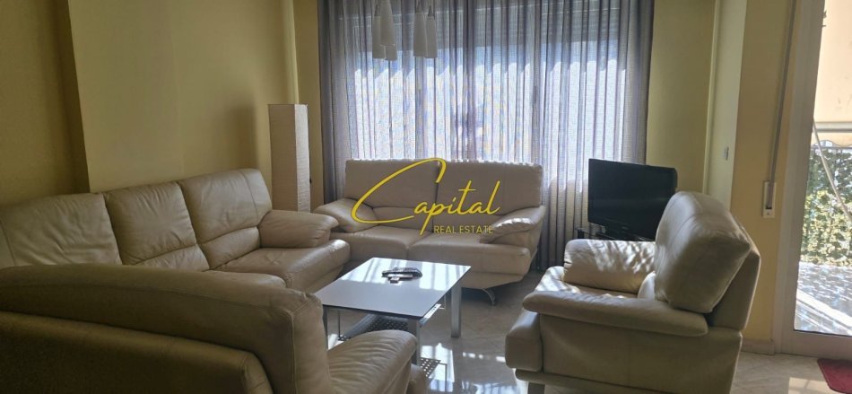 Tirane, jepet me qera apartament 3+1 Kati 2, 120 m² 700 € (RRUGA FROSINA PLAKU)