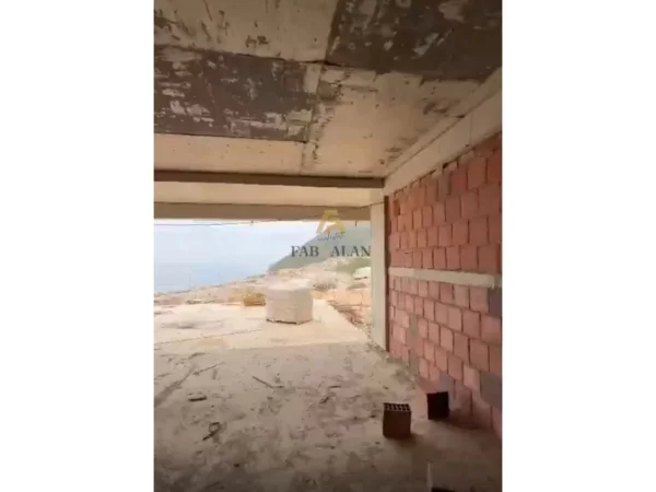 Dhermi - Palase, shitet apartament 1+1 Kati 2, 95 m² 432.680 € (Palase)