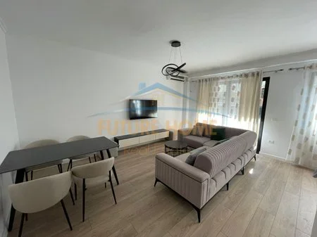 Tirane, jepet me qera apartament 2+1 Kati 2, 86 m² 800 € 
