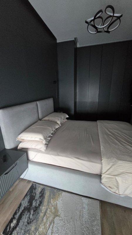 Tirane, shitet apartament 1+1 , 78 m² 160.000 €