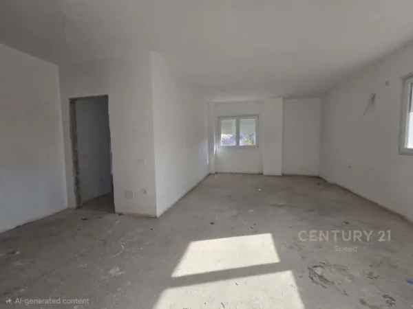 Tirane, jepet me qera zyre Kati 2, 136 m² 1.200 € (Pazari i ri)