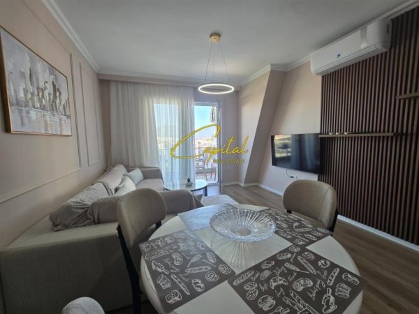 Tirane, jepet me qera apartament 2+1 Kati 4, 105 m² 600 € (ASTIR)