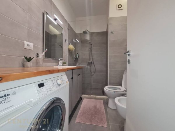 Tirane, shitet apartament 1+1 Kati 6, 78 m² 140.000 € (Mangalem 21)