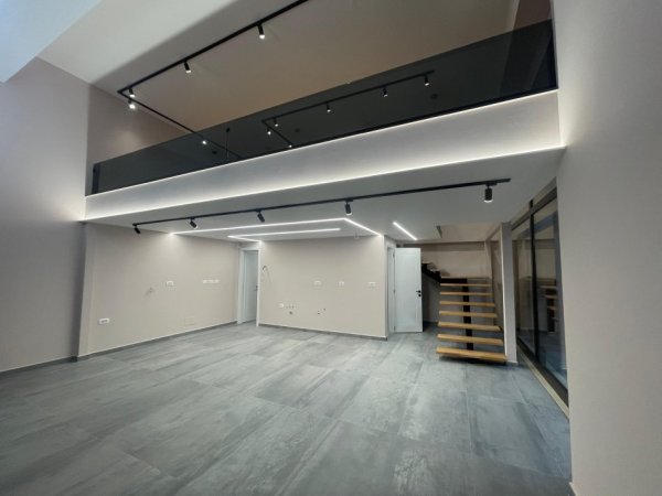 Tirane, jepet me qera ambjent biznesi Kati 0, 100 m² 1.200 € (Perballe Spitalit Amerikan 3)