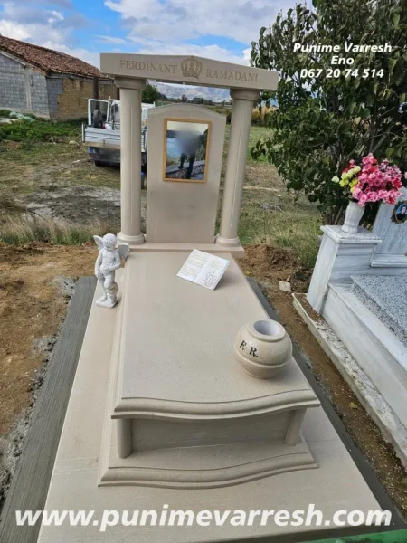 Tirane, ofroj Punime Varresh Eno Korce - Varr Me Kollona - Mermer Bezhe