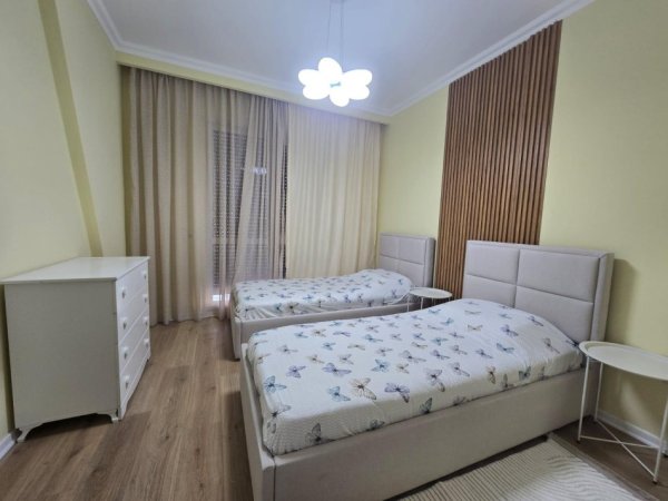 Jepet me Qera  Apartament 2+1 MODERN  në Astir tek Vila L,  650 € i diskutueshem