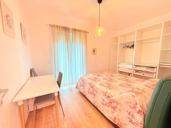 Tirane, jepet me qera apartament 2+1 Kati 2, 80 m² 900 € (Park Life, Liqeni i Thatë)
