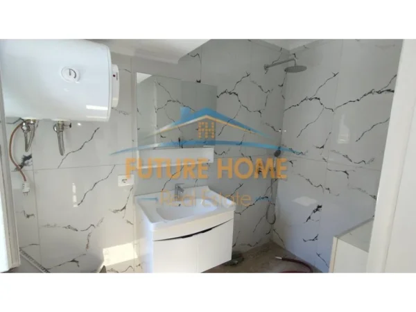 Tirane, shitet garsonier 1+1 Kati 3, 30 m² 95.000 € (MYSLYM SHYR)