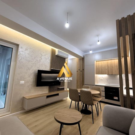 Green and White Minimalist House for Sale Facebook Post - 2025-10-21T102858.232.png