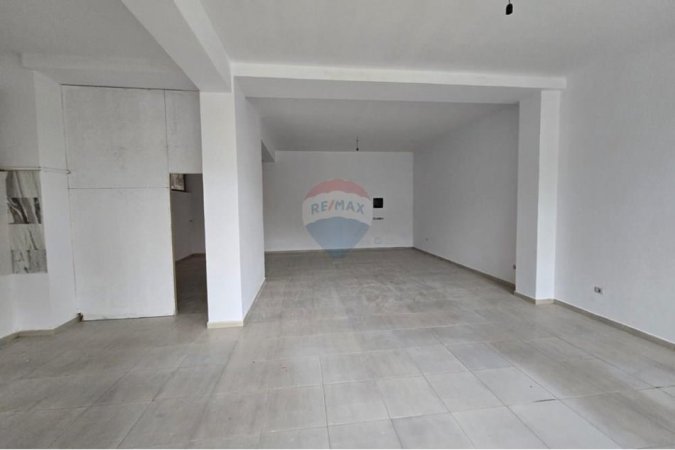 Tirane, shitet dyqan Kati 1, 78 m² 110.000 € (Rruga Faik Kulla (ID: 530411001-1238)