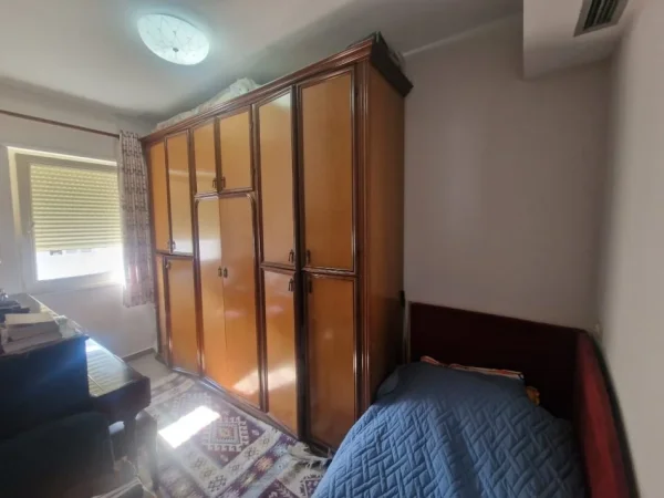 Tirane, shitet apartament 3+1 Kati 6, 134 m² 147.500 € (Fresk)