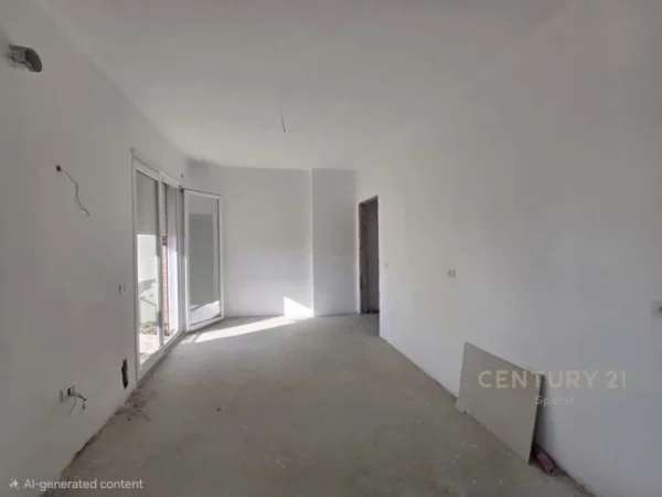 Tirane, jepet me qera zyre Kati 2, 136 m² 1.200 € (Pazari i Ri)