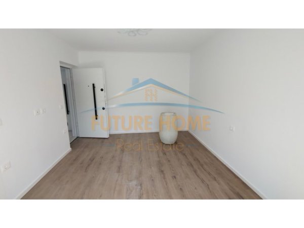 Tirane, shitet garsonier 1+1 Kati 3, 30 m² 95.000 € (MYSLYM SHYRI)