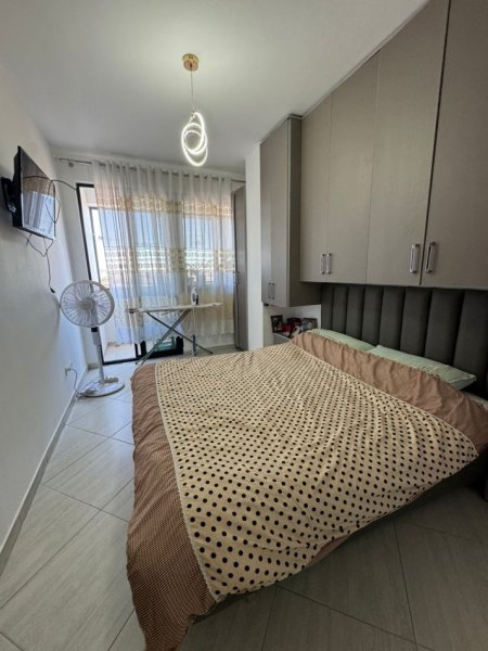 Durres, shitet apartament 2+1 Kati 8, 120 m² 135.000 € (Shkozet)