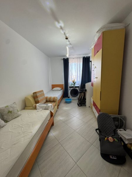 Durres, shitet apartament 2+1 Kati 8, 120 m² 135.000 € (Shkozet)