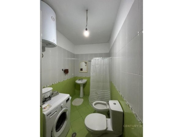 Tirane, jepet me qera apartament 2+1 Kati 7, 101 m² 550 € (Astir)