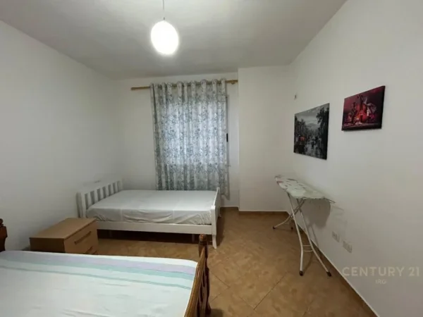 Tirane, jepet me qera apartament 2+1 Kati 4, 80 m² 550 € (Astir)