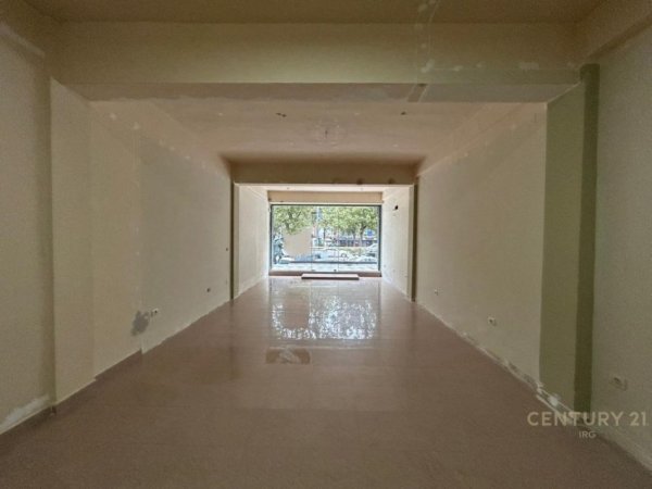 Tirane, shes ambjent biznesi Kati 0, 260 m² 564.000 € (Rruga Dritan Hoxha)