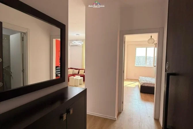 Tirane, jepet me qera apartament 1+1+Ballkon Kati 5, 71 m² 450 € (tek Kompleksi Grand Gallery)