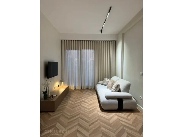 Tirane, shitet apartament 1+1 Kati 4, 70 m² 220.000 € (Garden Building - Rr. Kavajes)