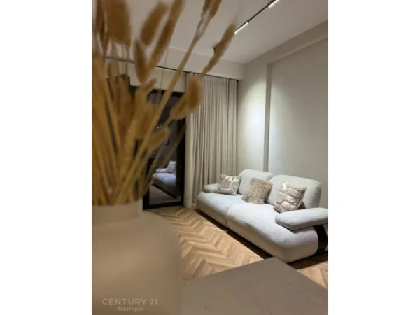 Tirane, shitet apartament 1+1 Kati 4, 70 m² 220.000 € (Garden Building - Rr. Kavajes)