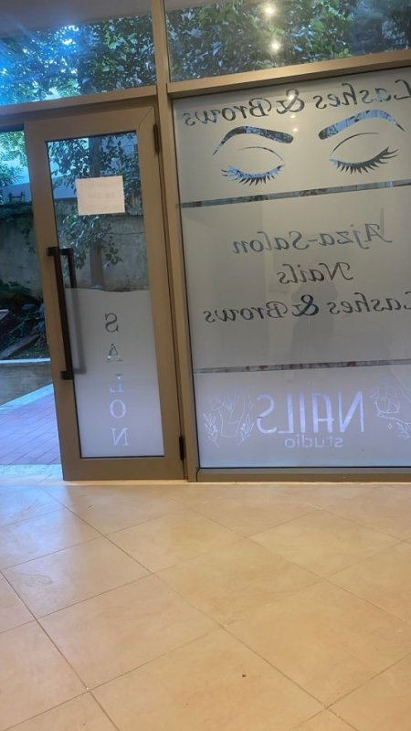 Tirane, jepet me qera dyqan Kati 0, 30 m² 40.000 € (Rruga Ura , Kinostudio)