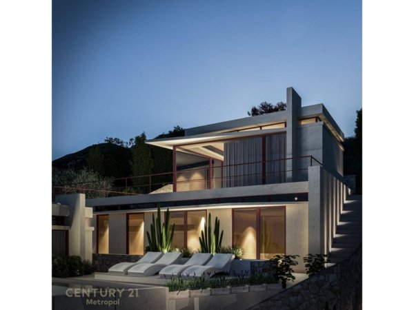 Vlore, shitet truall ne bregdet , 400 m² 375.000 € (Palase)