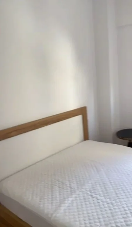 Tirane, jepet me qera apartament 2+1+Ballkon Kati 4, 80 m² 650 € (pazari i ri)