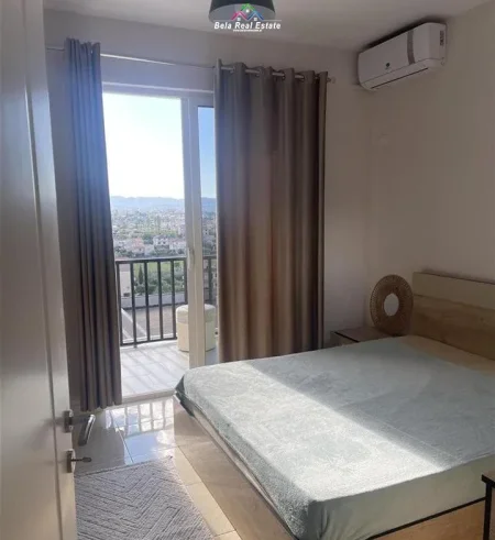 Tirane, jepet me qera apartament 2+1+Ballkon Kati 8, 108 m² 450 € (prane BKT)
