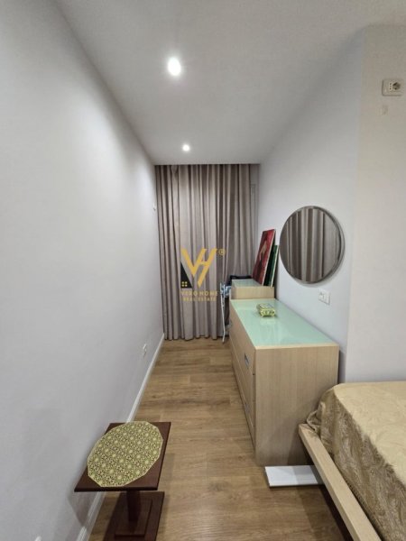 Tirane, jepet me qera apartament 2+1+Ballkon Kati 6, 127 m² 1.500 € (BLLOK)